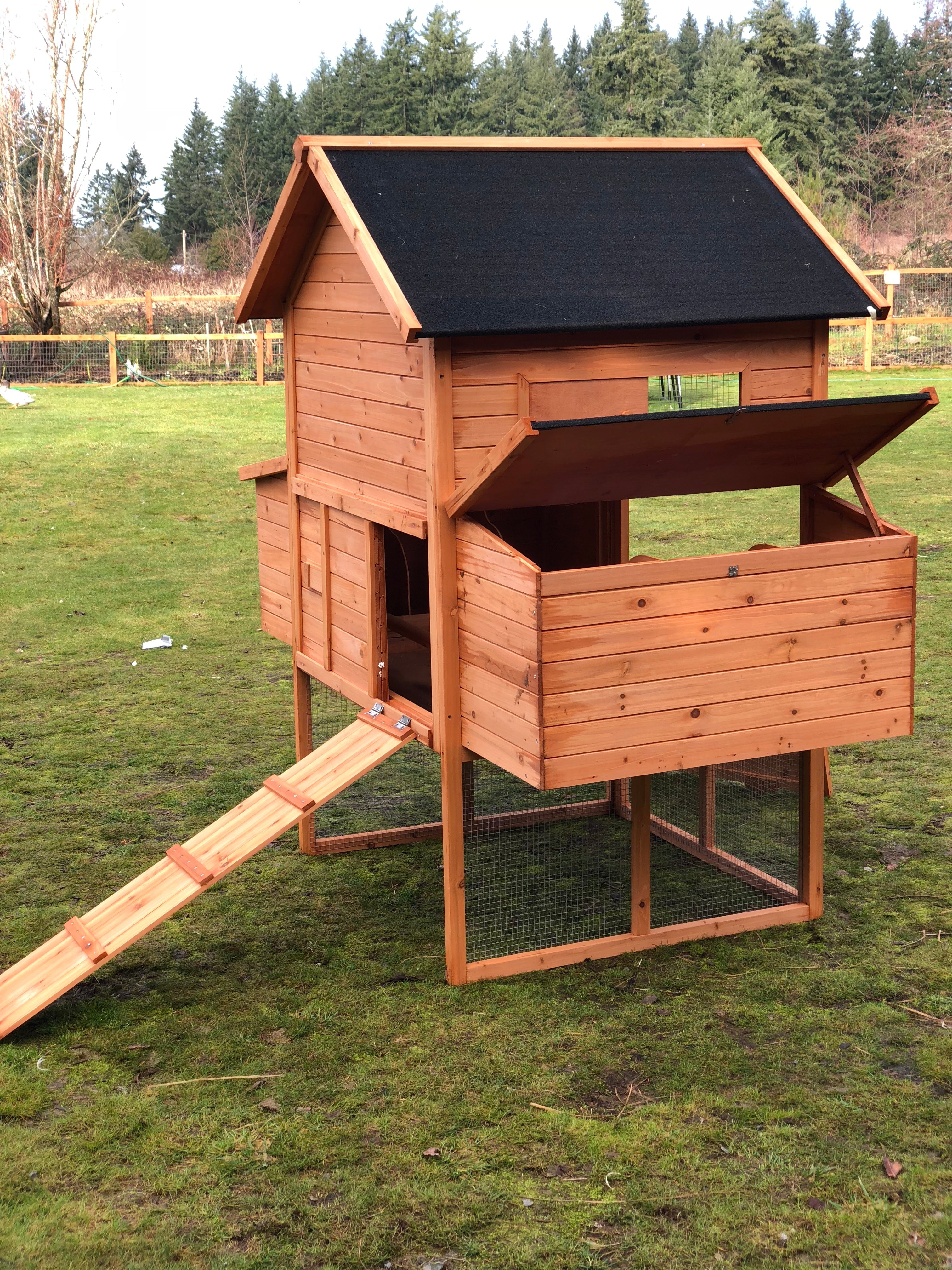 Resort chicken coop house-limited houses available!   IN-STOCK