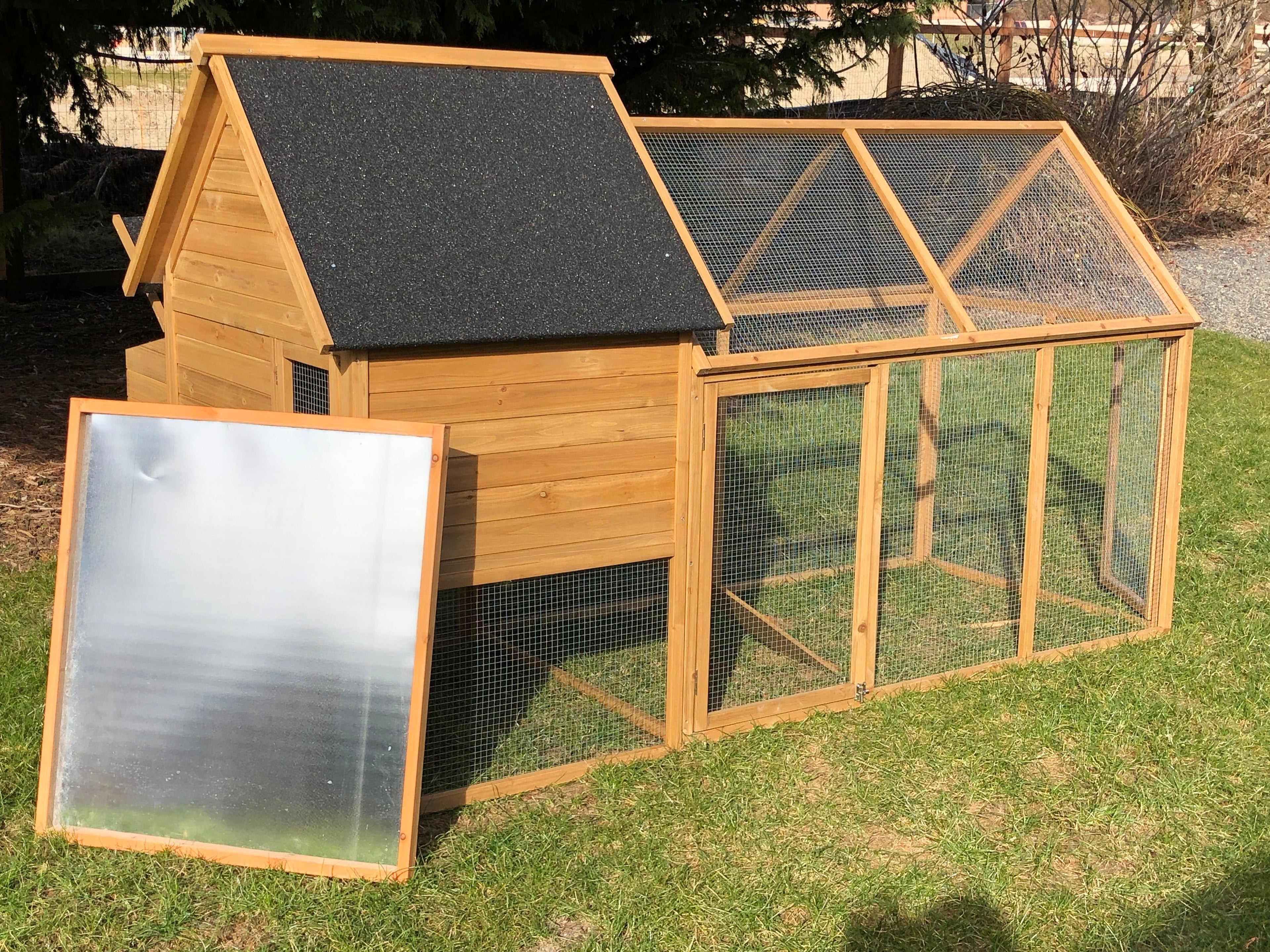 KONA COOP for 6-8 Hens:  Designed in Kona.  Only 1 left in stock