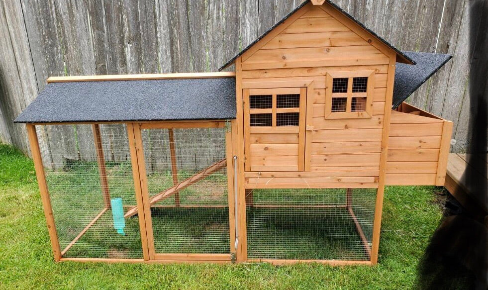 The LODGE Coop. New color and size! IN-STOCK.  ONLY 1 left