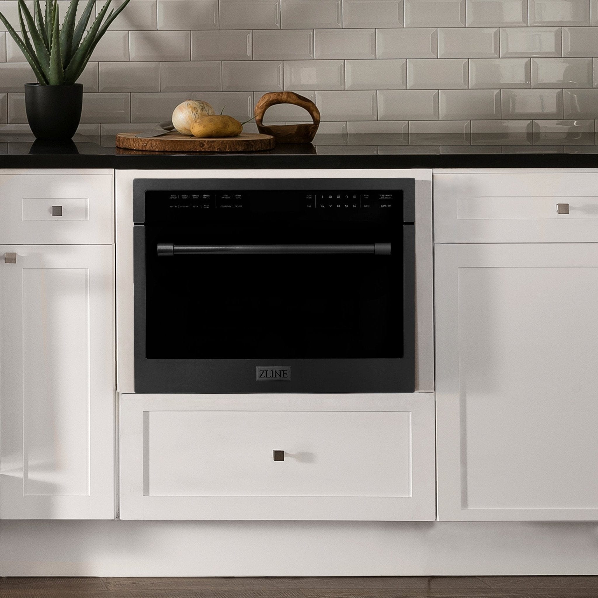 ZLINE 24" Convection Microwave, Black Stainless, MWO-24-BS